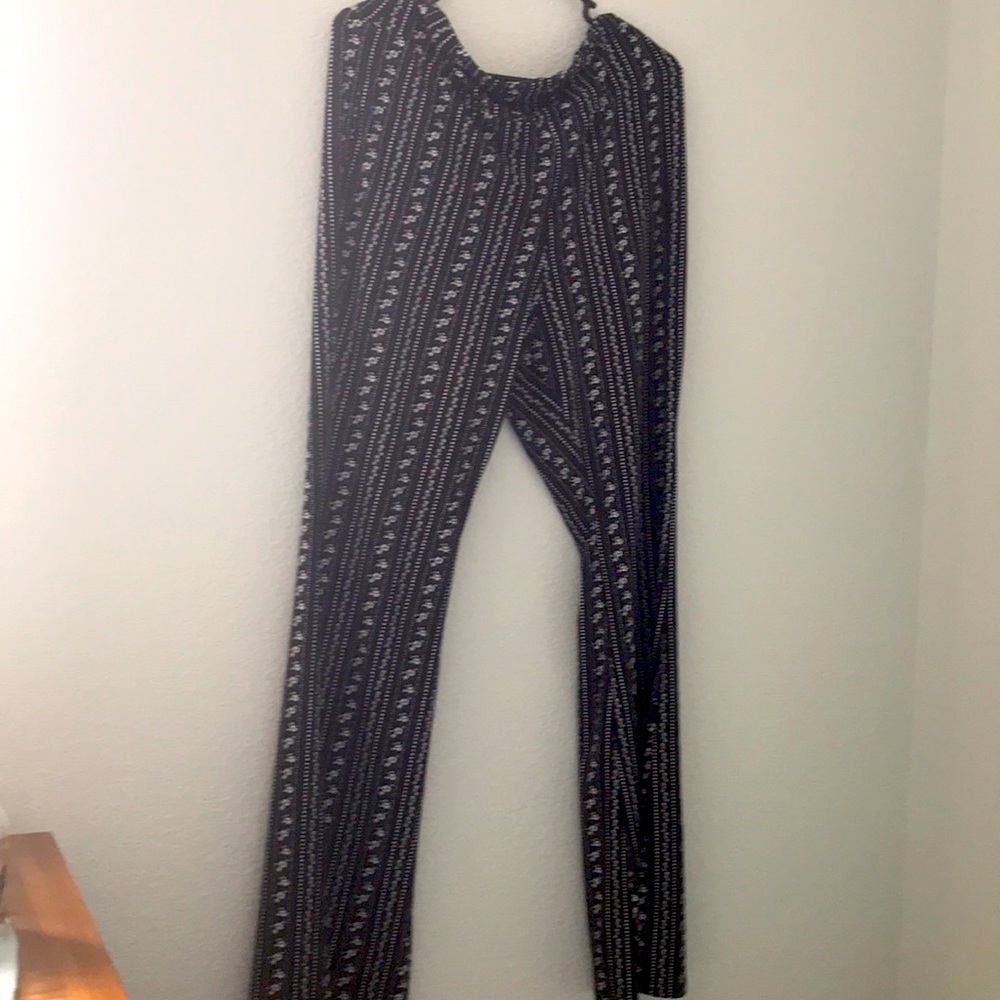 Soft and stretchy flared pants